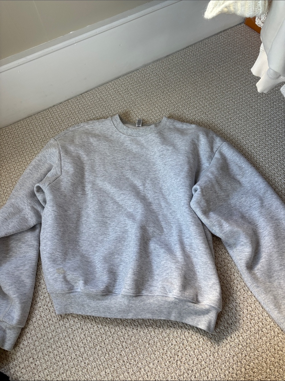 SKIMS gray crew neck sweatshirt